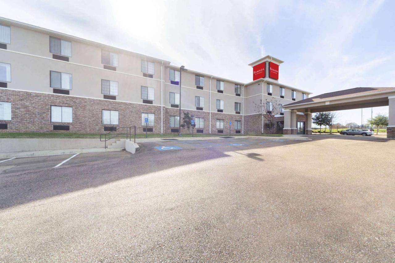 Ramada By Wyndham Jackson Ms Hotel Екстериор снимка