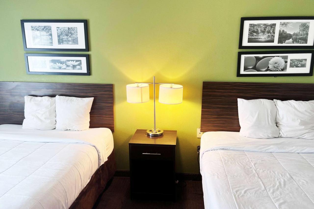 Ramada By Wyndham Jackson Ms Hotel Екстериор снимка